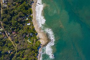 Luxury Beachfront Villa with private pool at Nantipa