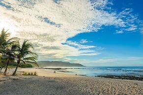 Luxury Beachfront Villa with private pool at Nantipa