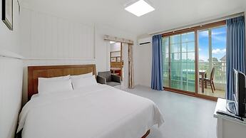 Ganghwa Nakjo Tema spa Pension