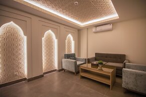 THE ADDRESS PALACE HOTEL & APARTMENT