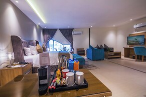 THE ADDRESS PALACE HOTEL & APARTMENT