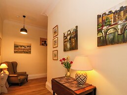 Struan House