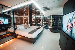 1Million Suites