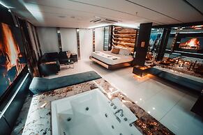 1Million Suites