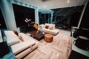 1Million Suites