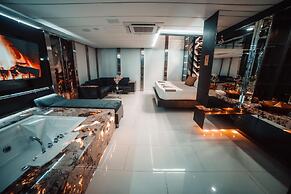 1Million Suites