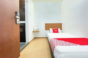 OYO 90334 Mawlaya Hotel