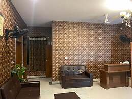 Hotel Executive Lodge