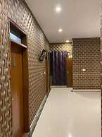 Hotel Executive Lodge