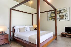 Villa Alice Dua by Villa Finder