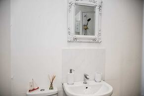 Rose Apartment 2-bed Apt Town Centre Ayr