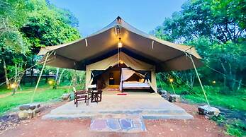 Lorian Safari Camp