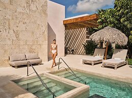 Etéreo, Auberge Collection