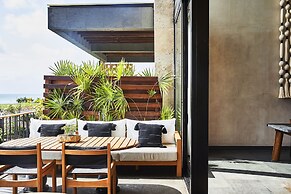 Etéreo, Auberge Collection