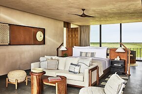 Etéreo, Auberge Collection