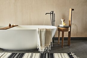 Etéreo, Auberge Collection