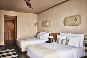 Etéreo, Auberge Collection