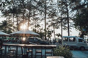 Anona Beachfront Phuket Resort