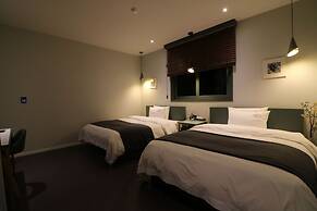 Stay-inn Hotel