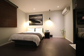 Stay-inn Hotel