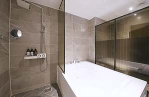 Stay-inn Hotel