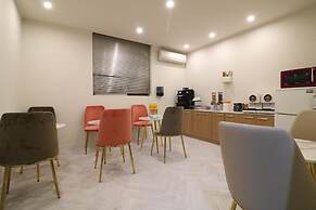 Stay-inn Hotel