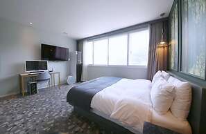 Stay-inn Hotel