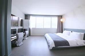 Stay-inn Hotel