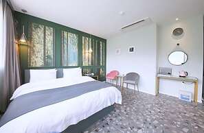 Stay-inn Hotel