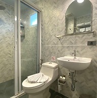 Montree Phuket Hotel
