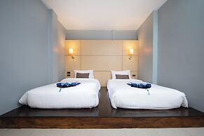 Montree Phuket Hotel