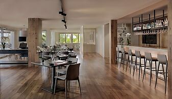 Los Jardines de Abama Suites & Villas