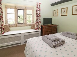 Coln Cottage