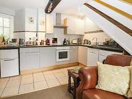 Coln Cottage