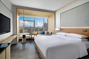 Courtyard by Marriott Luoyang
