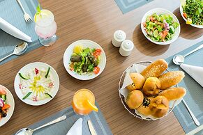 Clarion Hotel Jeddah Airport