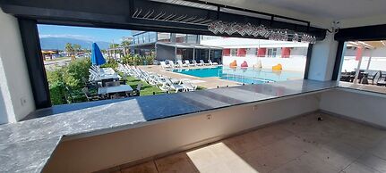 Blue Port Hotel