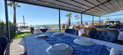 Blue Port Hotel