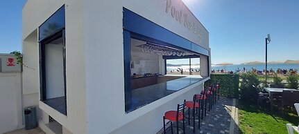 Blue Port Hotel