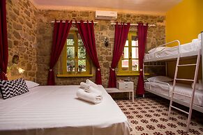 Attiki Hotel