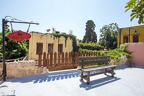 Attiki Hotel
