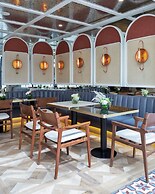 The Alest Hotel