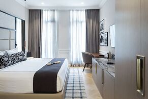 The Alest Hotel