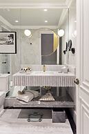 The Alest Hotel