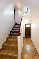 Apartment 4 People in Ground Floor