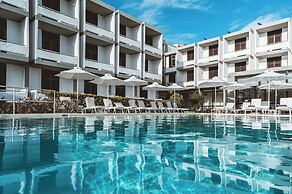 Apollo Resort