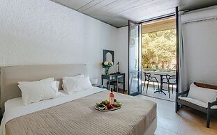 Apollo Resort