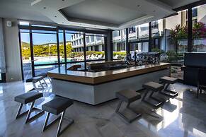 Apollo Resort