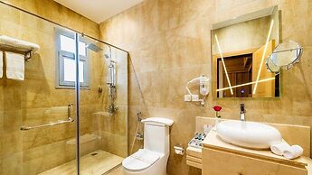 Sunday Luxury Central formerly Anan hotel