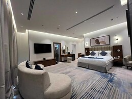 Sunday Luxury Central formerly Anan hotel